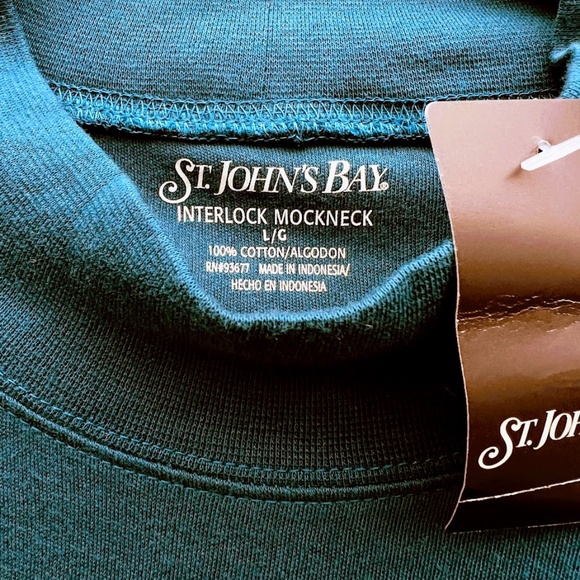 St John’s Bay Men’s Mock Turtleneck NWT - Picture 3 of 5